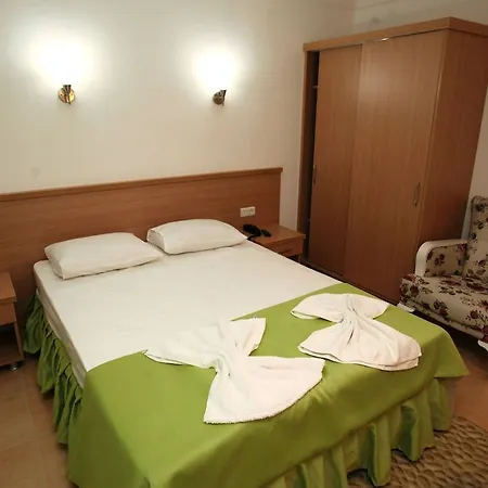 Hotell Taner 3*