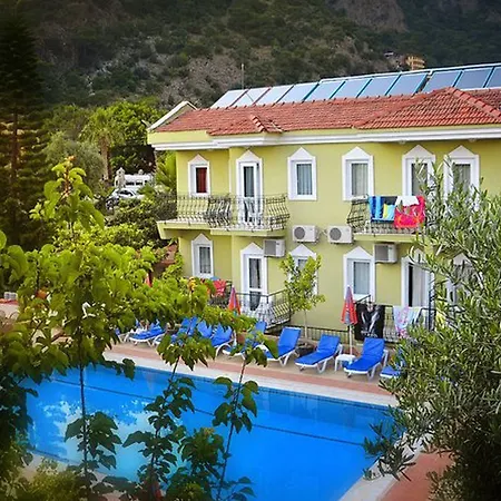 Taner Hotell 3*