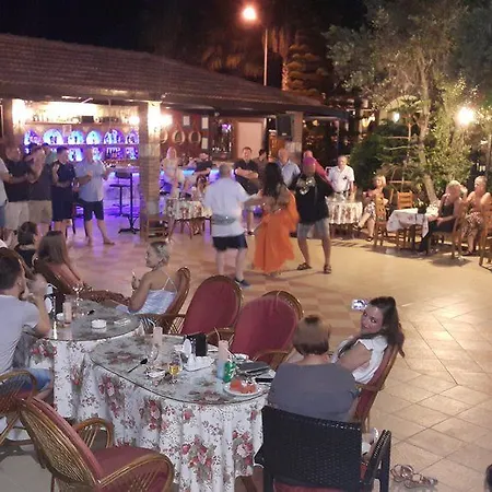 Taner Hotell Öludeniz